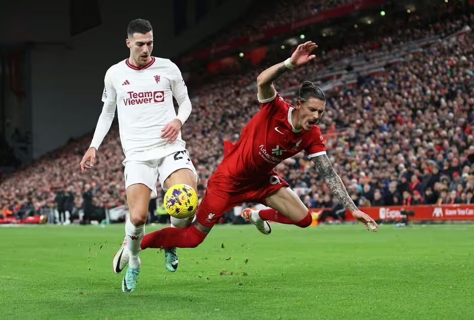 Jurgen Klopp's Darwin Nunez message speaks volumes as Liverpool rivals get reason to worry