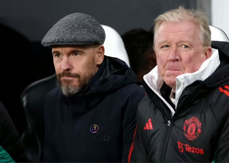 Man Utd have 'clear' dressing room issue as Alan Shearer predicts when Ten Hag will leave