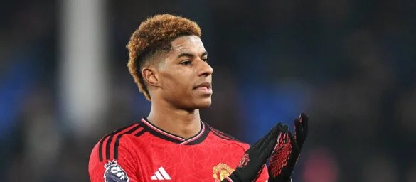 Man United vs. Liverpool starting lineup: Marcus Rashford up front, Kobbie Mainoo at the centre